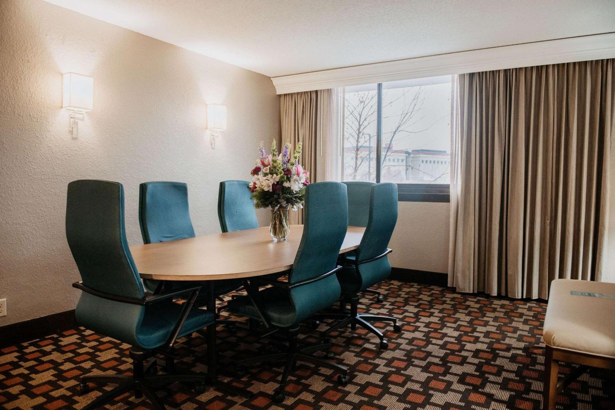 Radisson Hotel St Paul Downtown 세인트폴 외부 사진